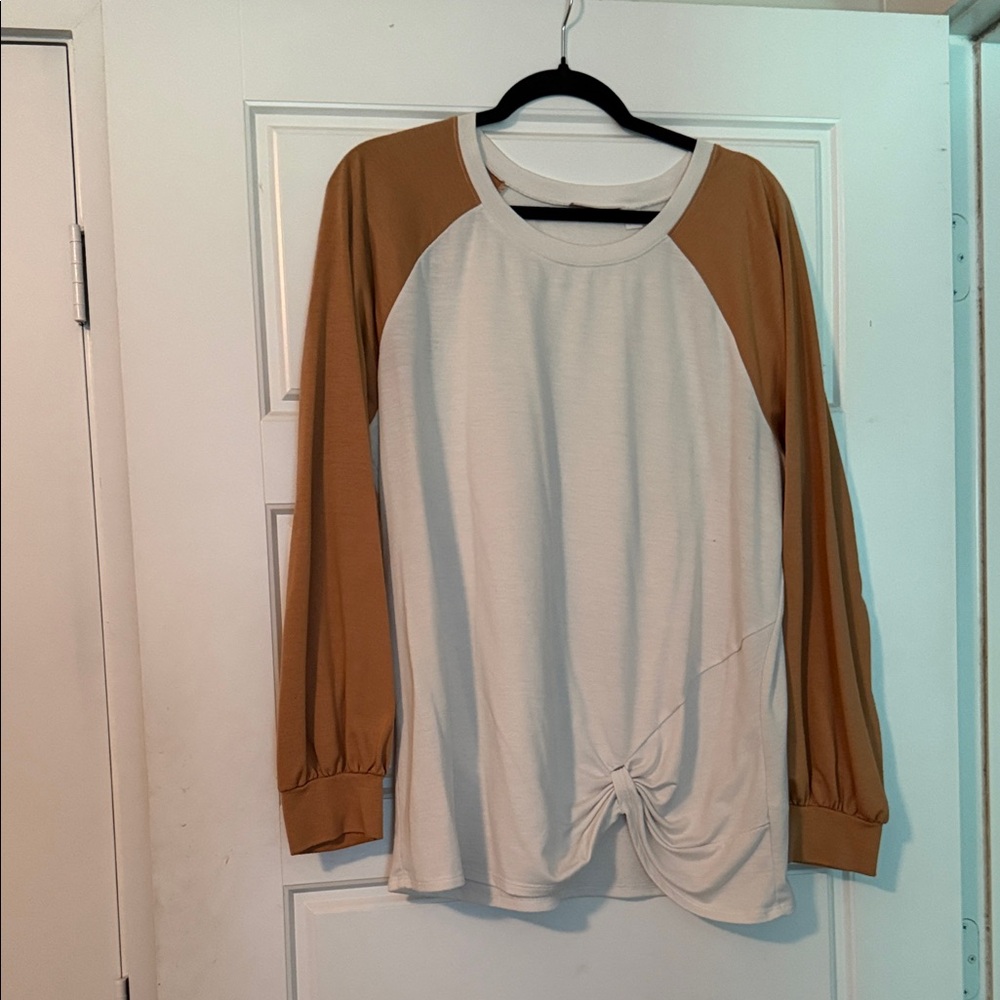 Belle by Kim Gravel Cream Front Twist Raglan Top with Brown Sleeves